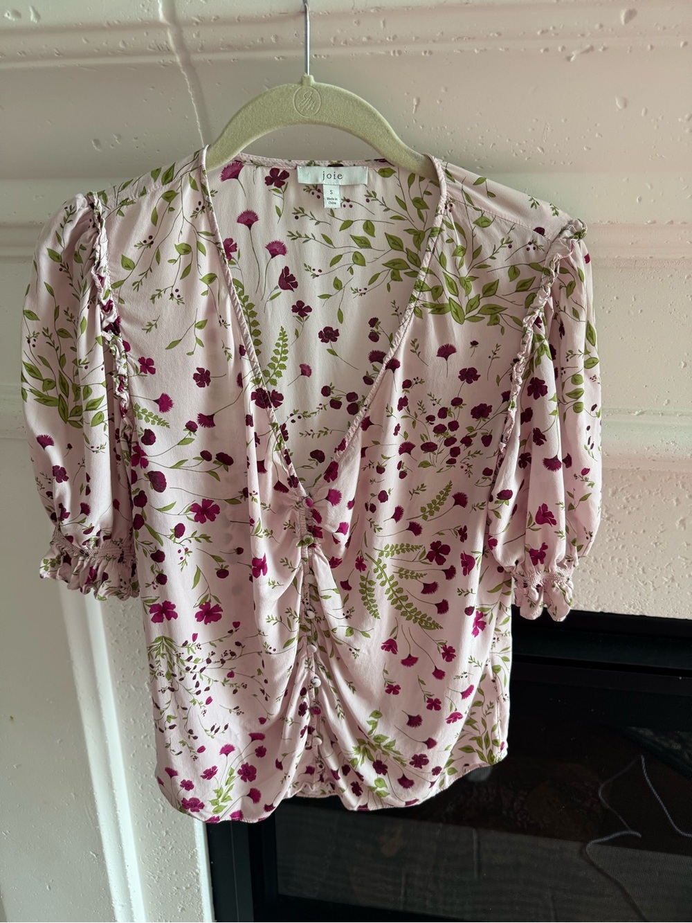 Joie Light Pink Floral V-Neck Ruched Blouse